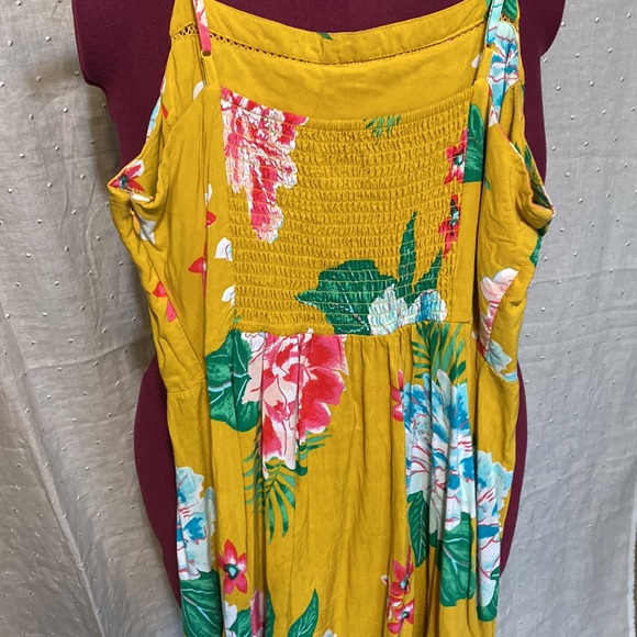 Old Navy Tropical Print dress - Picture 4 of 5